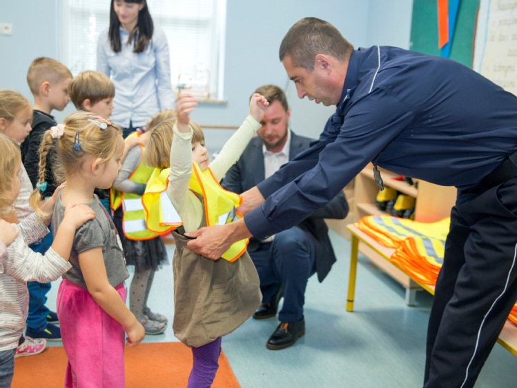 Odblask gwarancją bezpieczeństwa na drodze